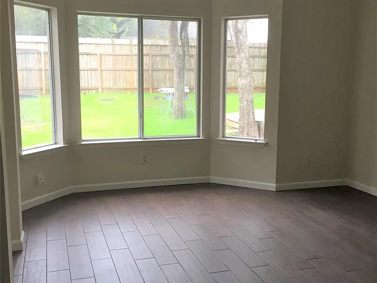11400 Gatling Gun Ln — Photo 10