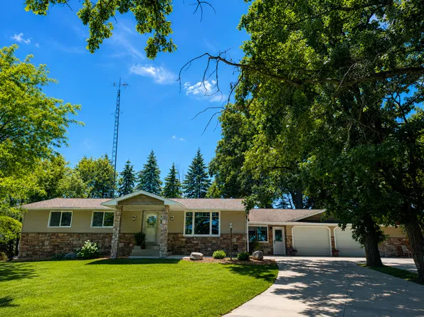 5121 Highway 30 E, Blooming Prairie, MN 55917