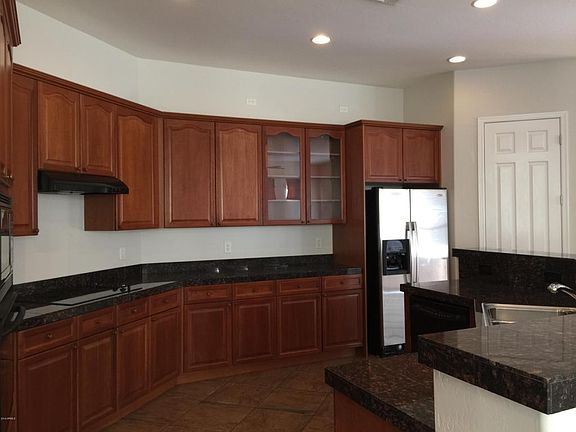 5th image of 2929 W Donatello Dr