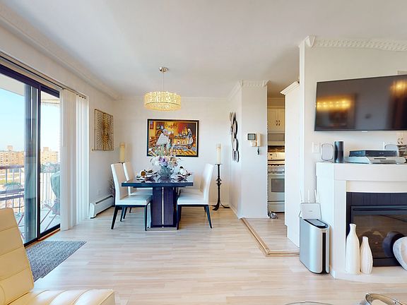5th image of 92-29 Queens Blvd #17D