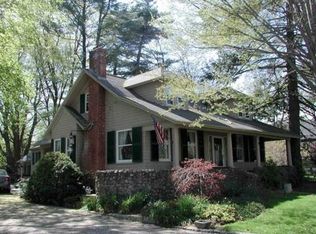 4 Worcester St, Taunton, MA 02780