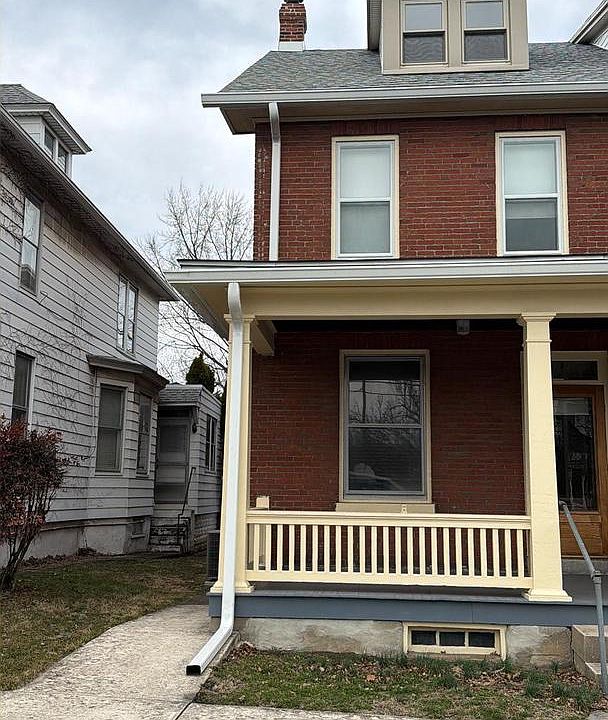1st image of 3656 Derry St