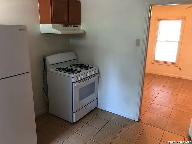 1406 Kendalia Ave #1 — Photo 6
