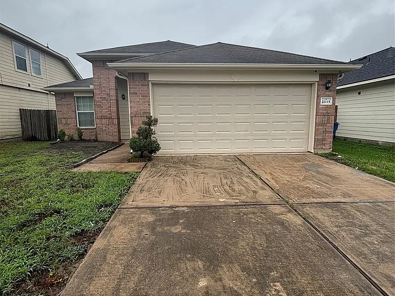 21115 Field House Ct — Photo 1