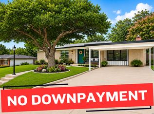 210 W Glenview Dr, San Antonio, TX 78228