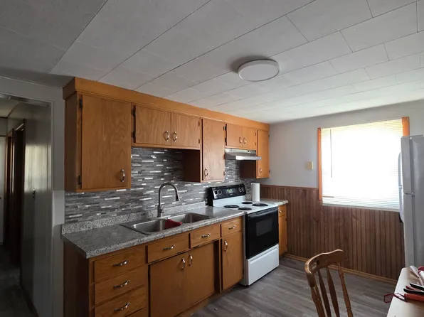 205 Chestnut St, Knapp, WI 54749