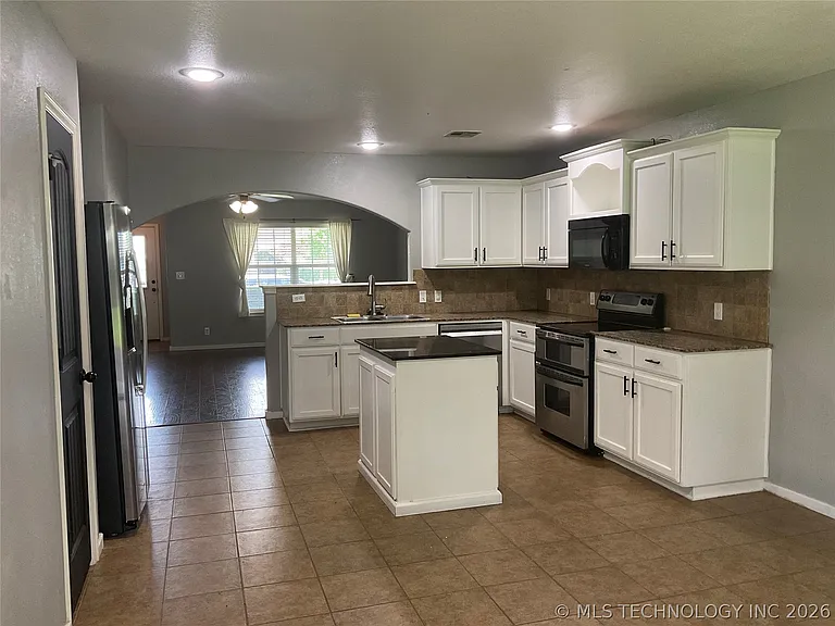 15117 E 108th St N — Photo 10