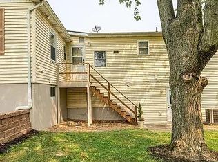 4840 S Point Rd #B, Washington, MO 63090