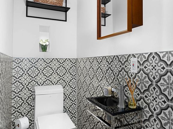 5th image of 294 12th St #3B