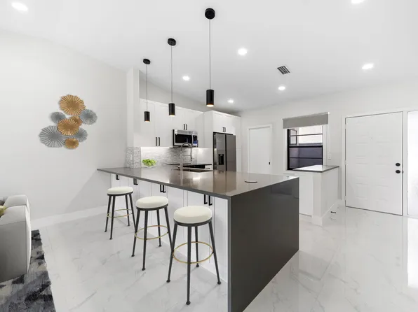 6092 Kings Gate Circle, Delray Beach, FL 33484