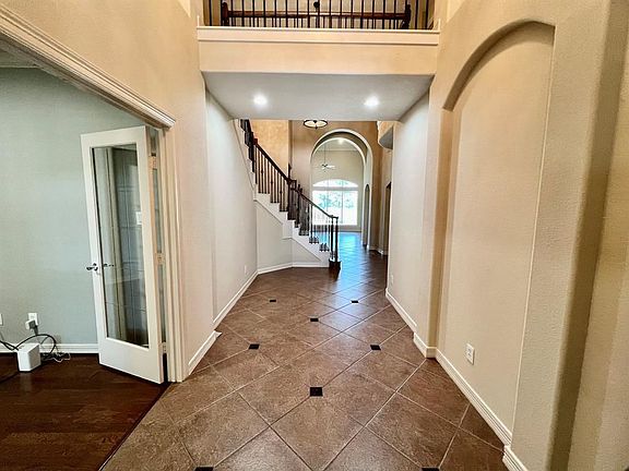 4th image of 23118 San Salvador Pl