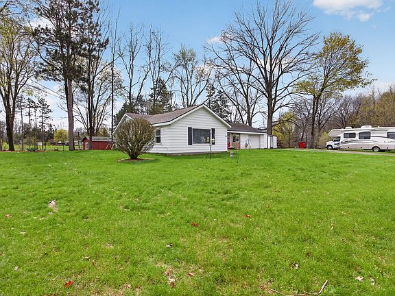 4th image of 2985 Garden City Rd