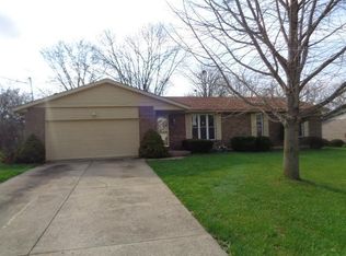 5763 Green Crest Dr, Hamilton, OH 45011