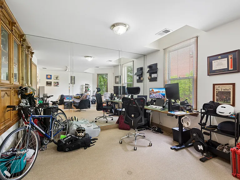 1413 W Oakdale Ave #3F — Photo 4