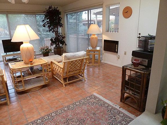 2nd image of 271 N Calle Del Lago