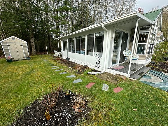 3rd image of 430 Post Road #87