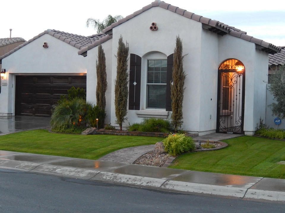 1st image of 2450 E Honeysuckle Pl