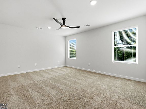 4th image of 503 Headwater Ct