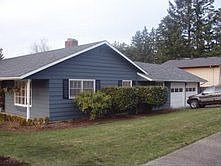 Corner lot w/2 car garage