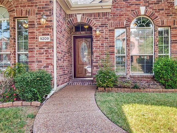 4th image of 9209 Clearview Dr