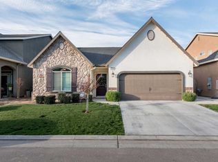 6846 W Alana Dr, Fresno, CA 93722
