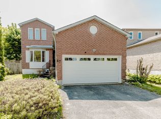 47 Blair Cres, Barrie, ON L4M 5Y6