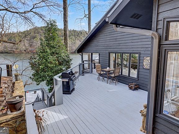 2nd image of 418 Vickers Rd