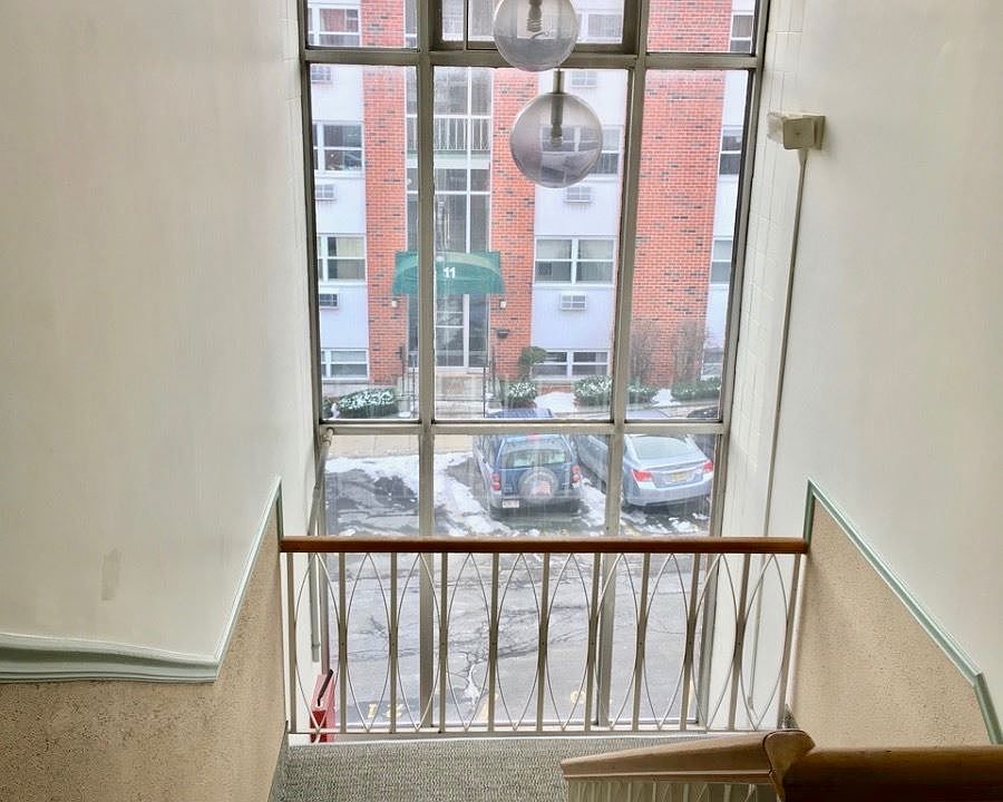 landlord_building_photo_0.75
