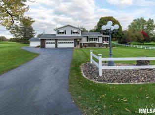 2207 Oklahoma Ave, Davenport, IA 52804