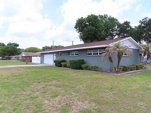 2nd image of 5702 Jacaranda Ave