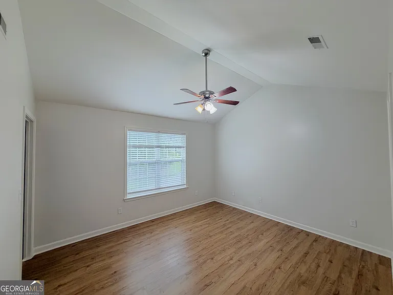 106 Turtle Pointe Dr — Photo 13
