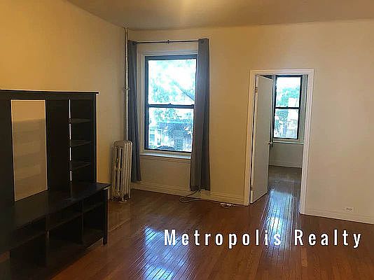 3rd image of 24-21 27th St #2