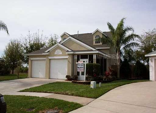 3rd image of 15714 Autumn Glen Ave