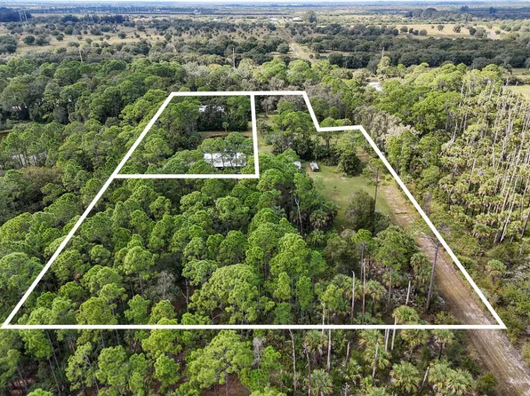 5782 Russakis Rd, Fort Pierce, FL 34951