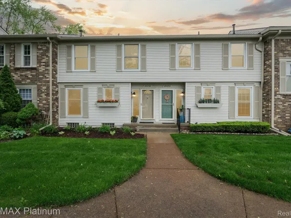 24458 Bashian Dr, Novi, MI 48375
