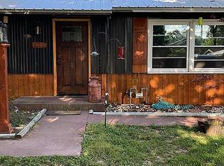 125 Robinhood Dr, Cassville, MO 65625