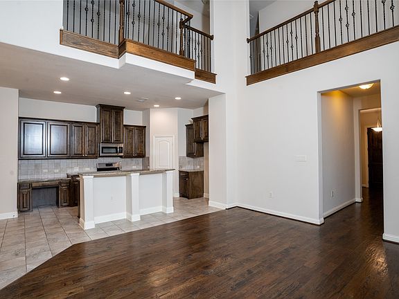 5th image of 4127 Cascade Sky Dr