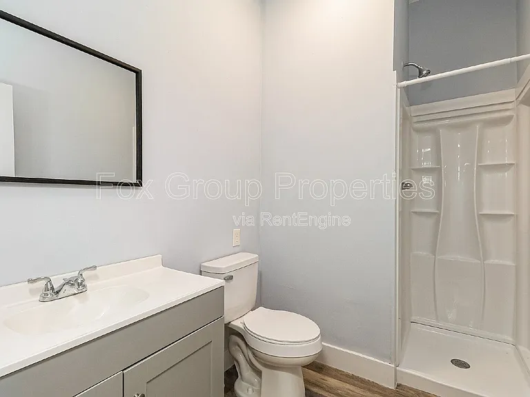 709 S Davis Ave — Photo 14