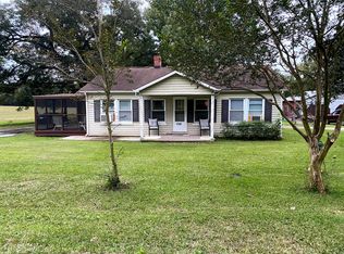 1702 E McNeill St, Lillington, NC 27546