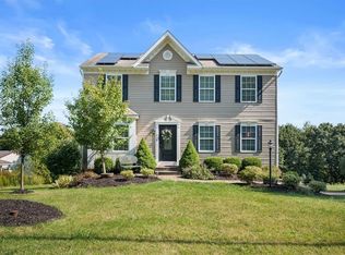 214 Becks Run Rd, Coraopolis, PA 15108