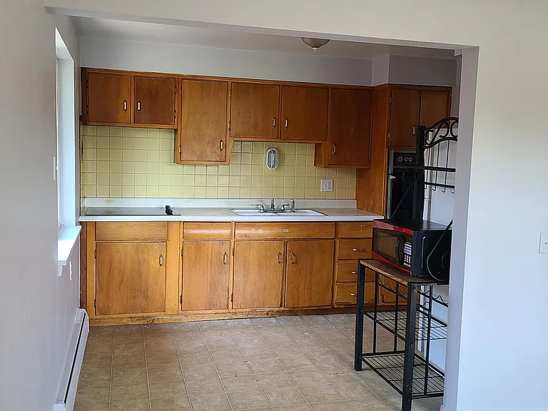 82 Mallory Rd #3 — Photo 7