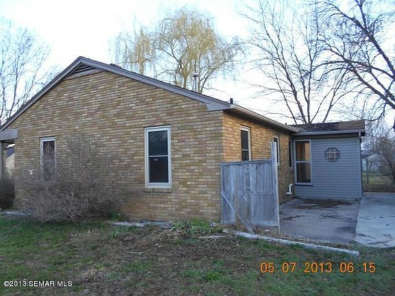2nd image of 1503 N Cedar Ave