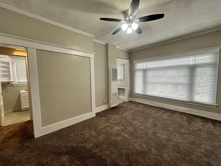 319 W 5th St Long Beach, Ca 90802 — Photo 6