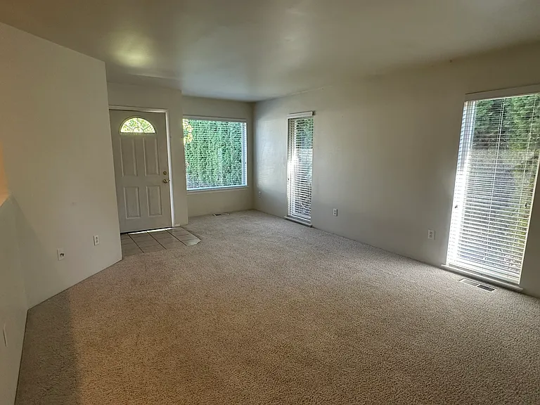501 Nicka Rd #A — Photo 2