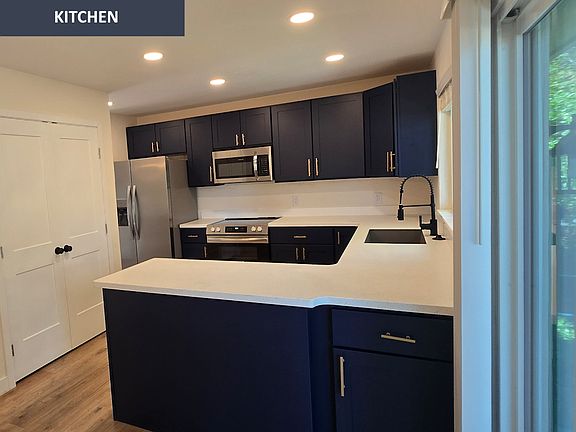 5th image of 2431 Sherman St