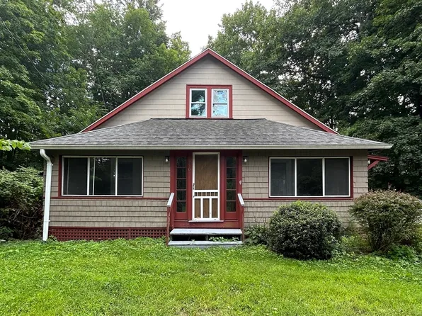 410 Silver St, Greenfield, MA 01301
