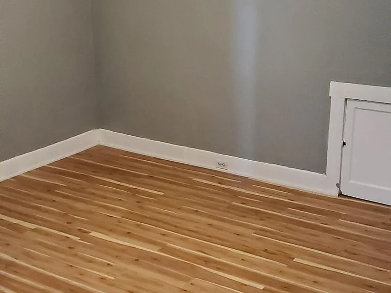 735 Brownsville Rd #1 — Photo 3