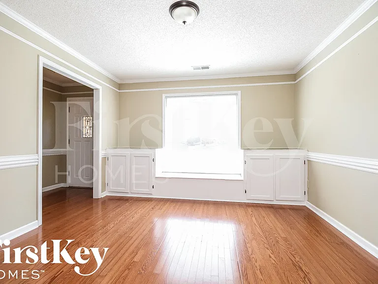2672 Morning Woods Dr — Photo 2
