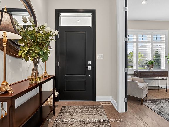 5th image of 6 Mills Ln