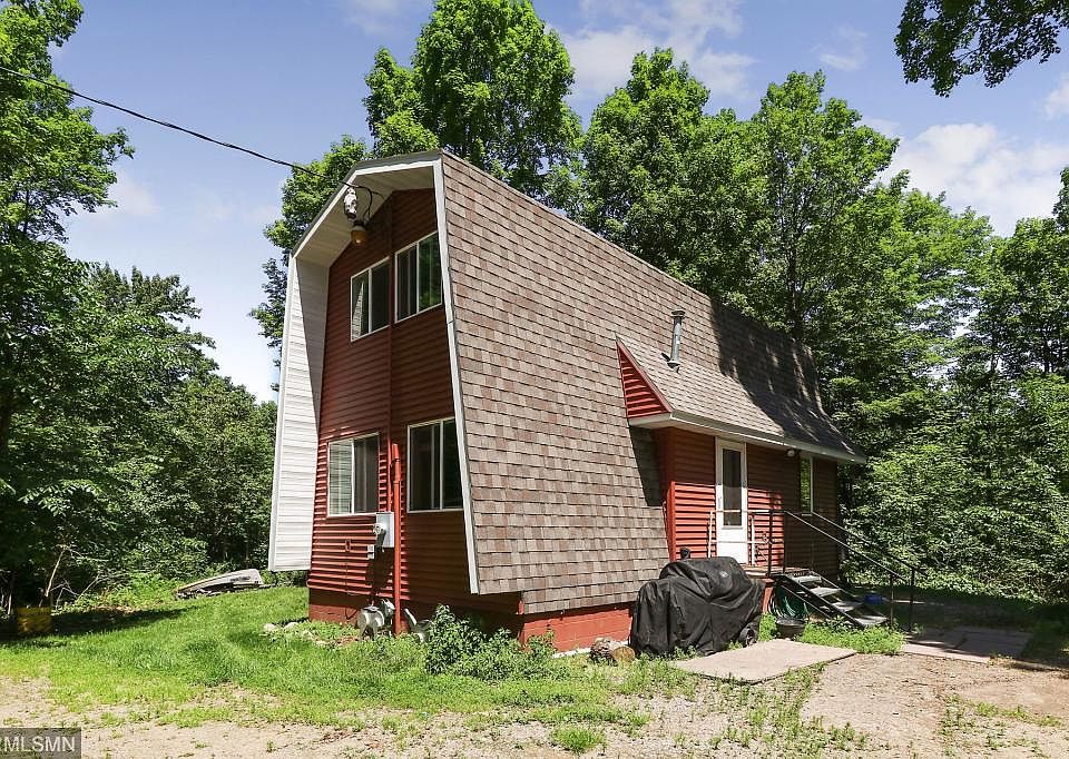 1st image of 899 162nd Ave